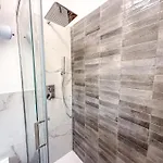 アパート Nashville Apartment, 50 Passi Dalla A813 *