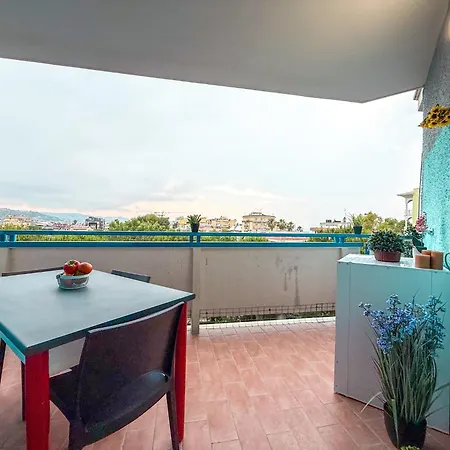 Nashville Apartment, 50 Passi Dalla A813