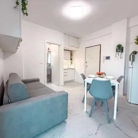 Nashville Apartment, 50 Passi Dalla A813 Lägenhet